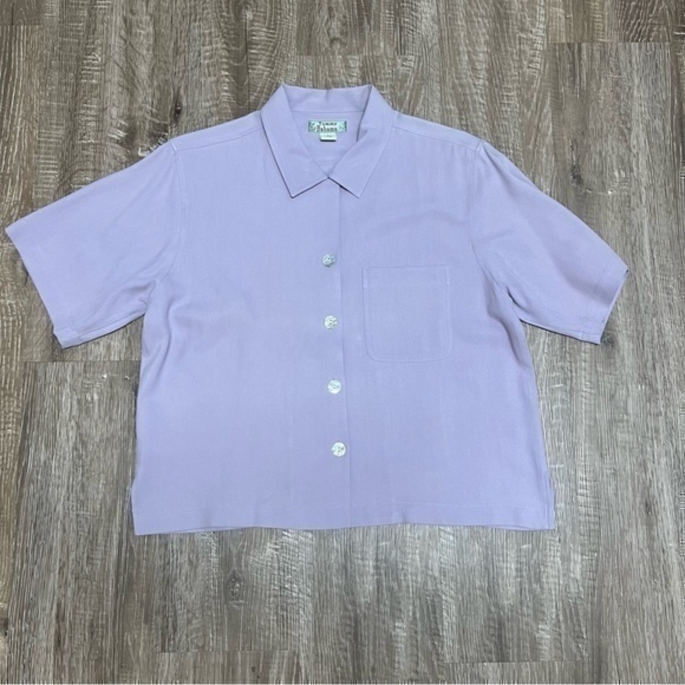 Tommy Bahama Lavender Short Sleeve Button Front Blouse